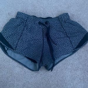 Lululemon hotty hot 2.5